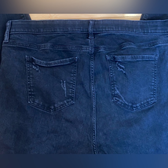 Torrid Sky High Skinny Premium Distressed Jeans 20 Tall - Picture 5 of 16